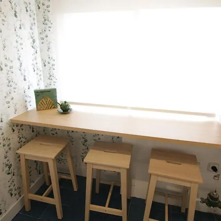 Piso Con Vistas A La Playa De - Bellavista * Laredo